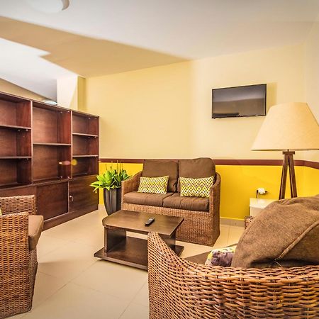 Hotel Akwa Hin Douala Zimmer foto