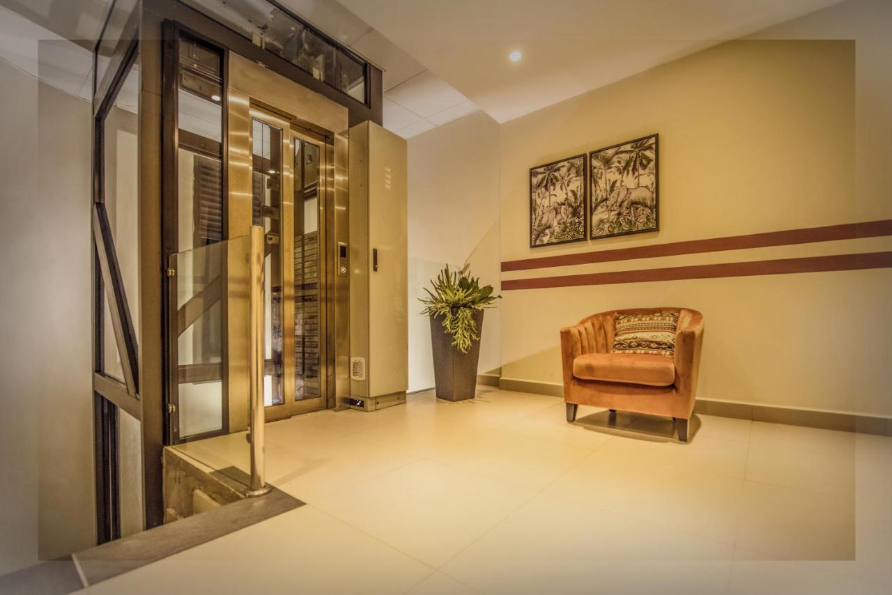 Hotel Akwa Hin Douala Exterior foto